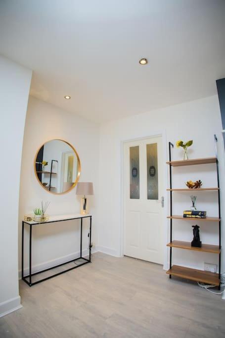 Isinmi Home - Close To Mcr City マンチェスター エクステリア 写真