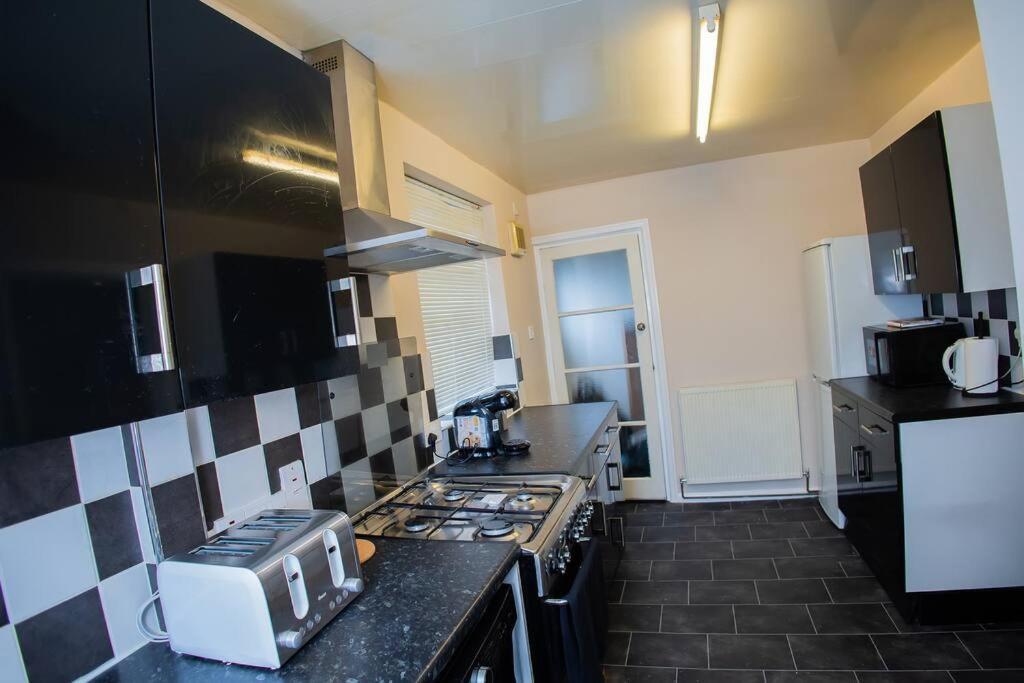 Isinmi Home - Close To Mcr City マンチェスター エクステリア 写真
